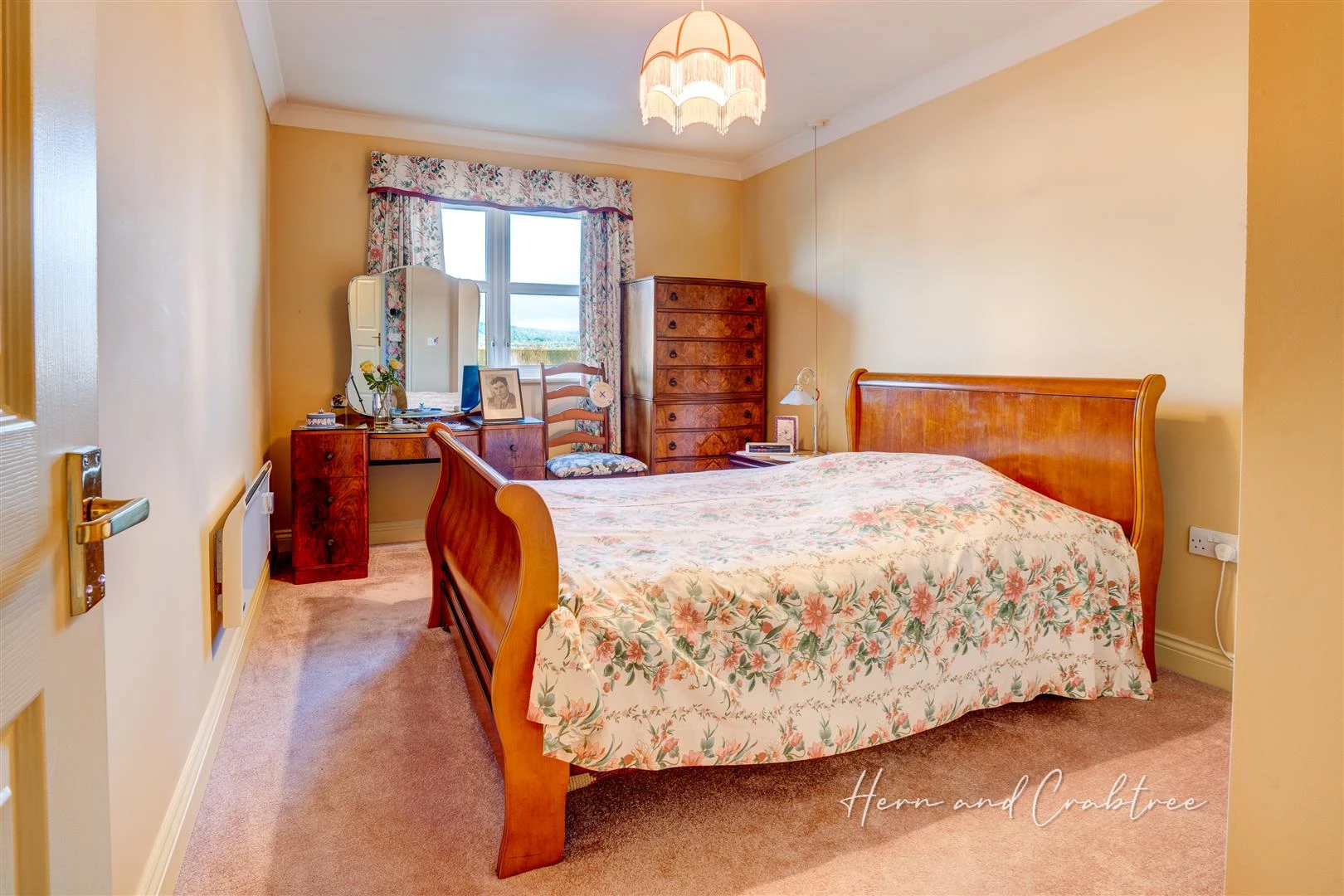 Birch Court, HernCrabtree (9).jpg