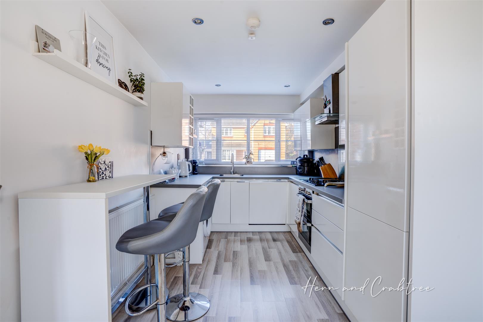 Property For Sale Hind Close, Pengam Green, CF24 3 Bedroom House