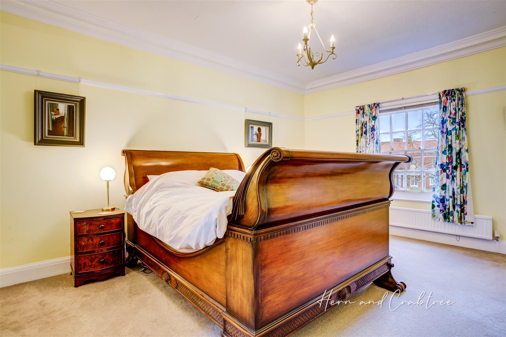Property For Sale Queen Anne Square, Cathays, CF10 4 Bedroom House