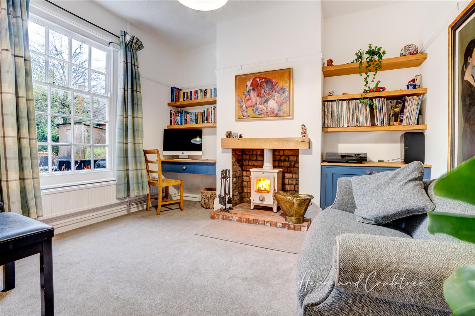 Property For Sale Queen Anne Square, Cathays, CF10 4 Bedroom House