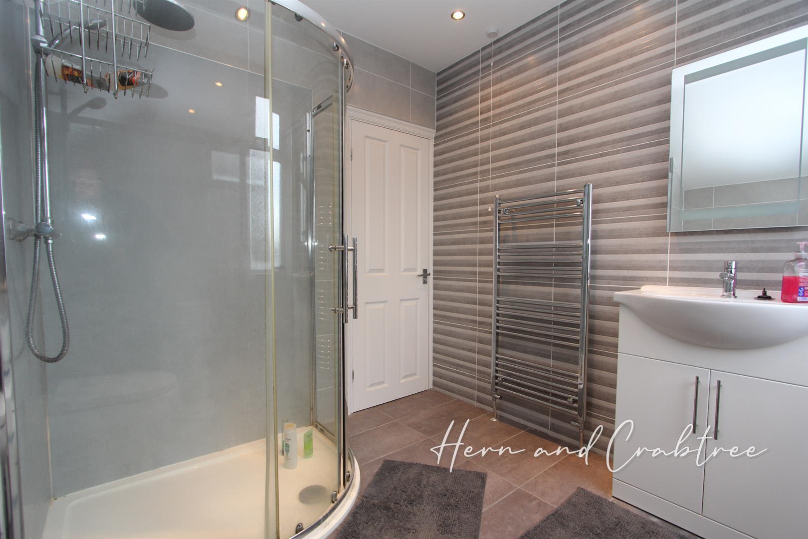 Property For Sale Coronation Road, Birchgrove, CF14 2 Bedroom House