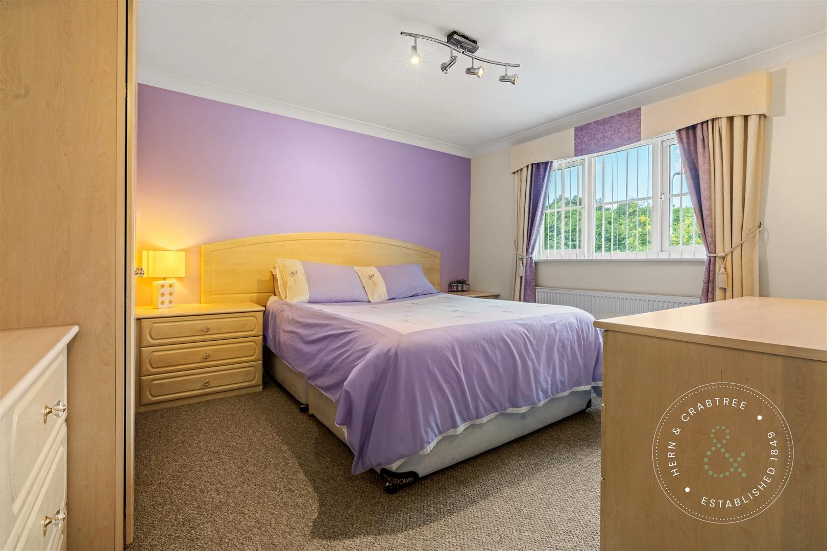 Bassetts Field, Thornhill, Hern Crabtree (19).jpg