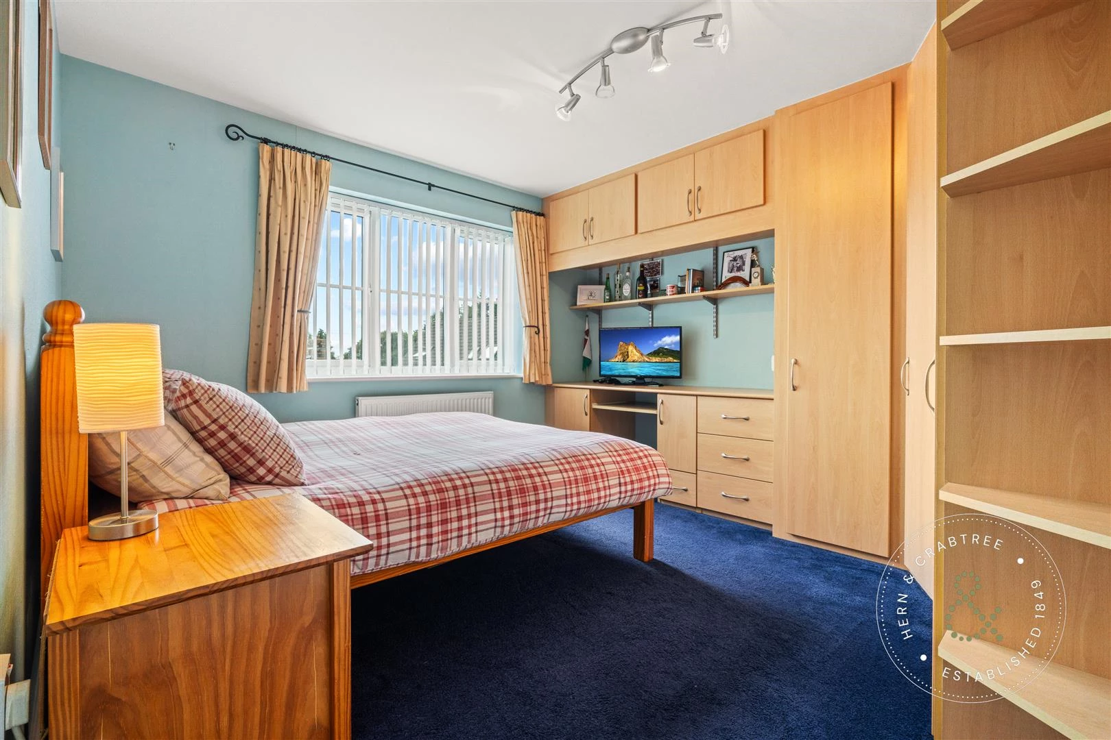 Bassetts Field, Thornhill, Hern Crabtree (16).jpg