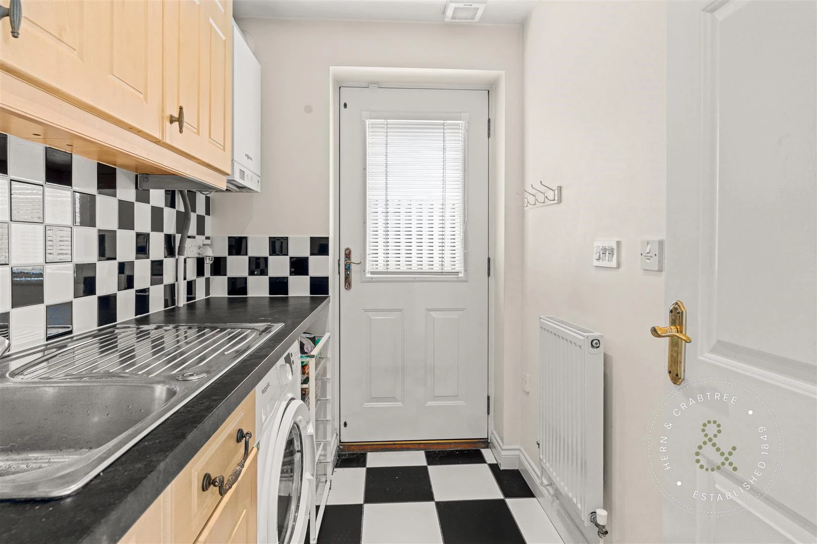 Bassetts Field, Thornhill, Hern Crabtree (26).jpg