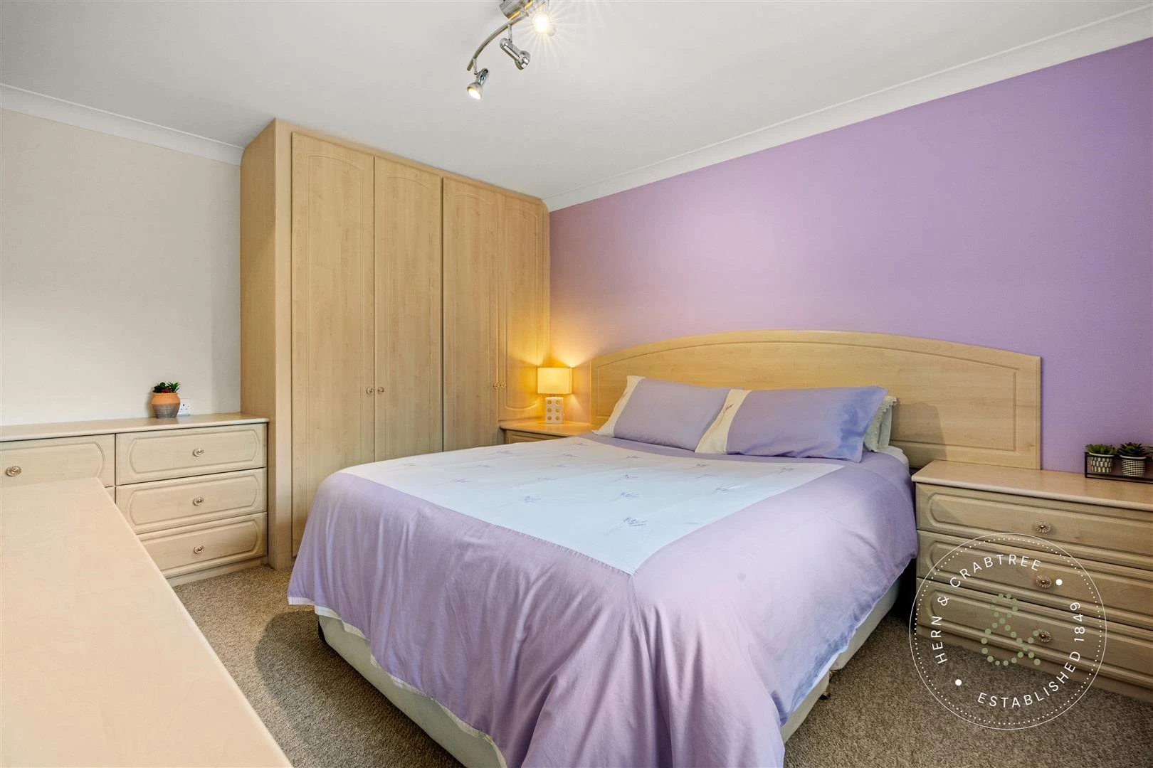 Bassetts Field, Thornhill, Hern Crabtree (20).jpg