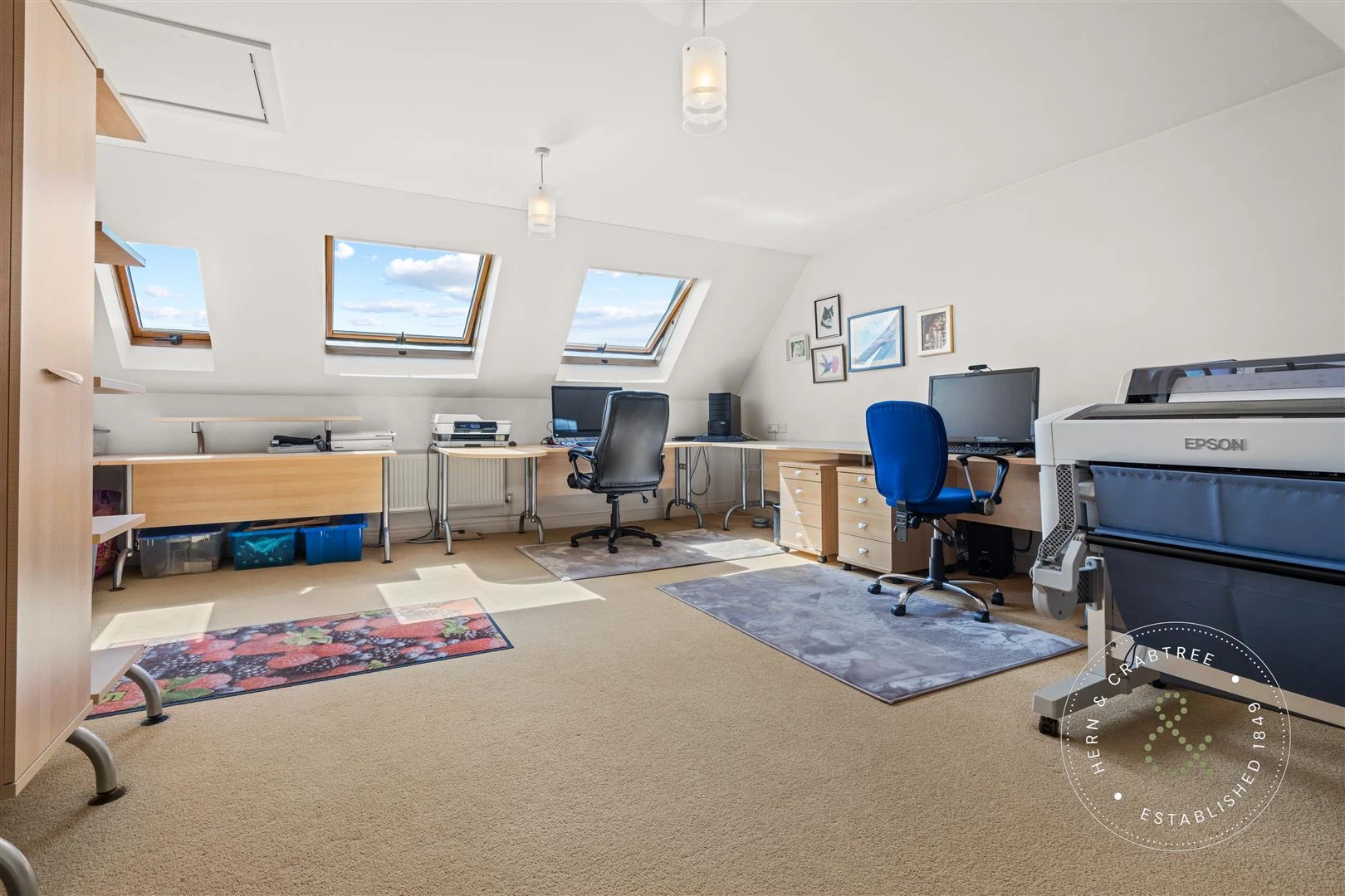 Bassetts Field, Thornhill, Hern Crabtree (7).jpg