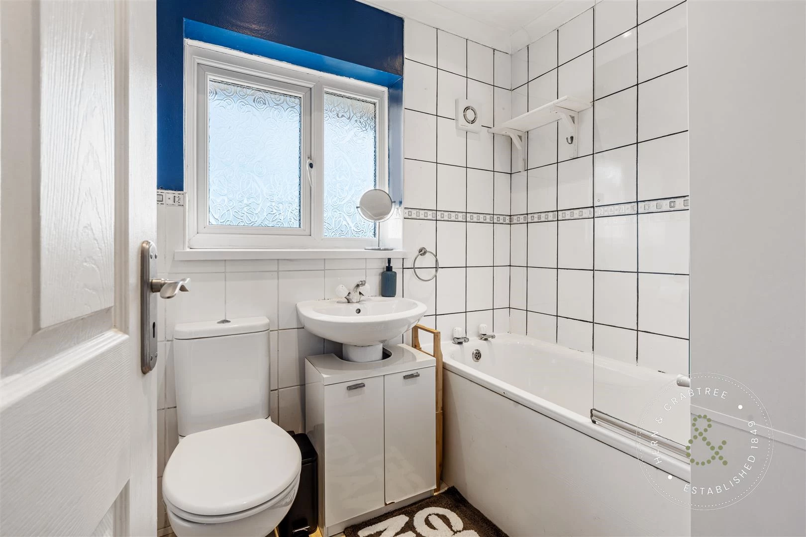 Int Newborough Ave, Hern Crabtree (17).jpg