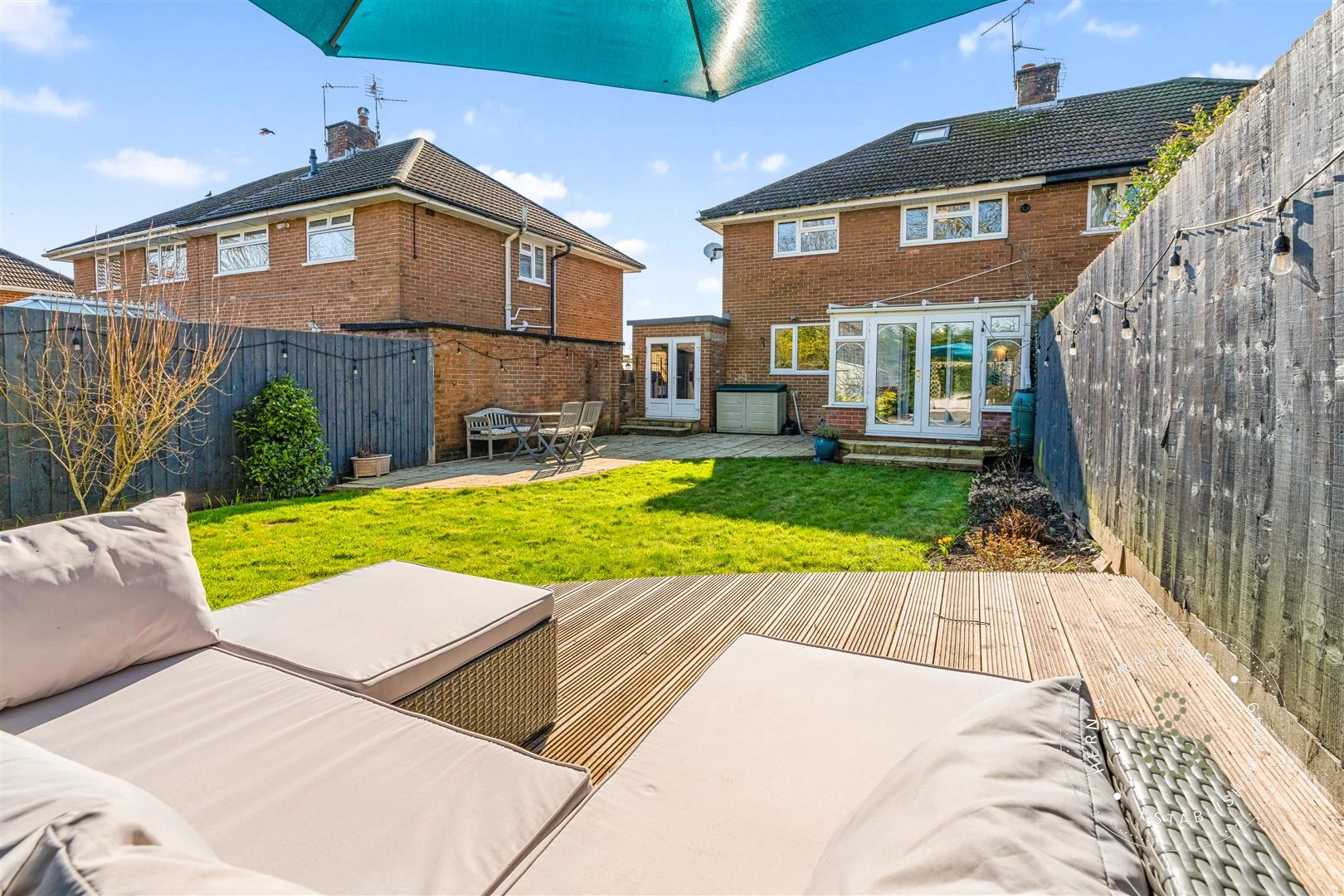 Ext Newborough Ave, Hern Crabtree (4).jpg