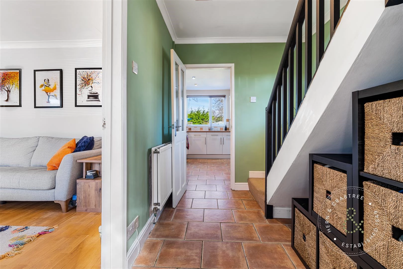 Int Newborough Ave, Hern Crabtree (12).jpg