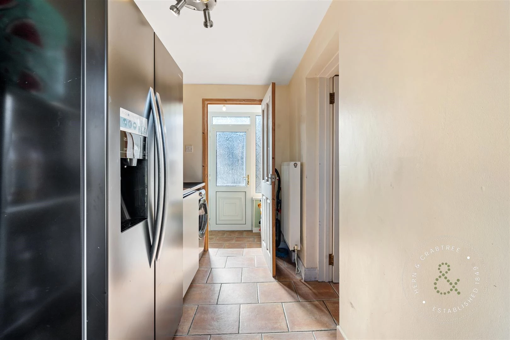 Int Newborough Ave, Hern Crabtree (31).jpg