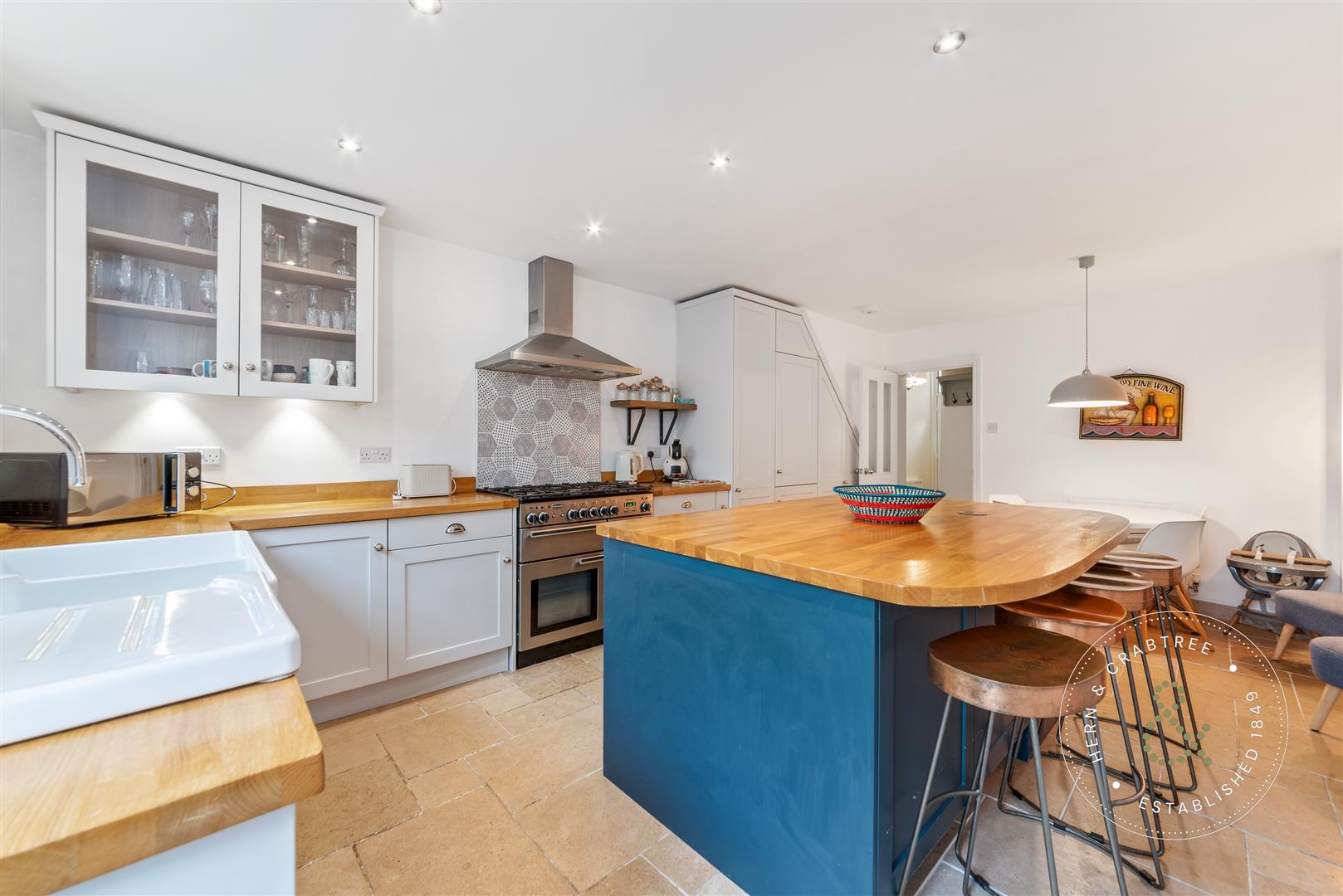 Fairoak Road, Cardiff CF24 4PY