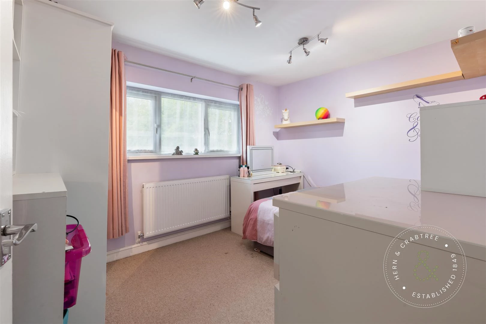 Allen Close, Hern and Crabtree (32).jpg