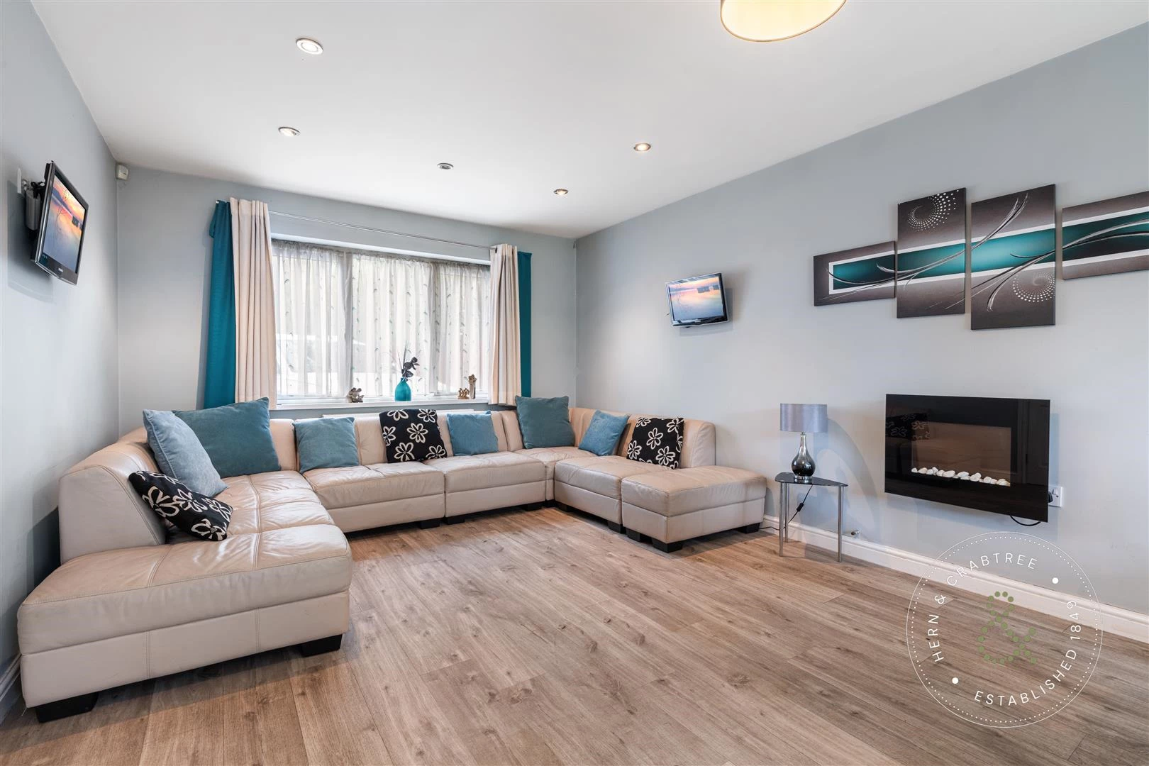 Allen Close, Hern and Crabtree (13).jpg