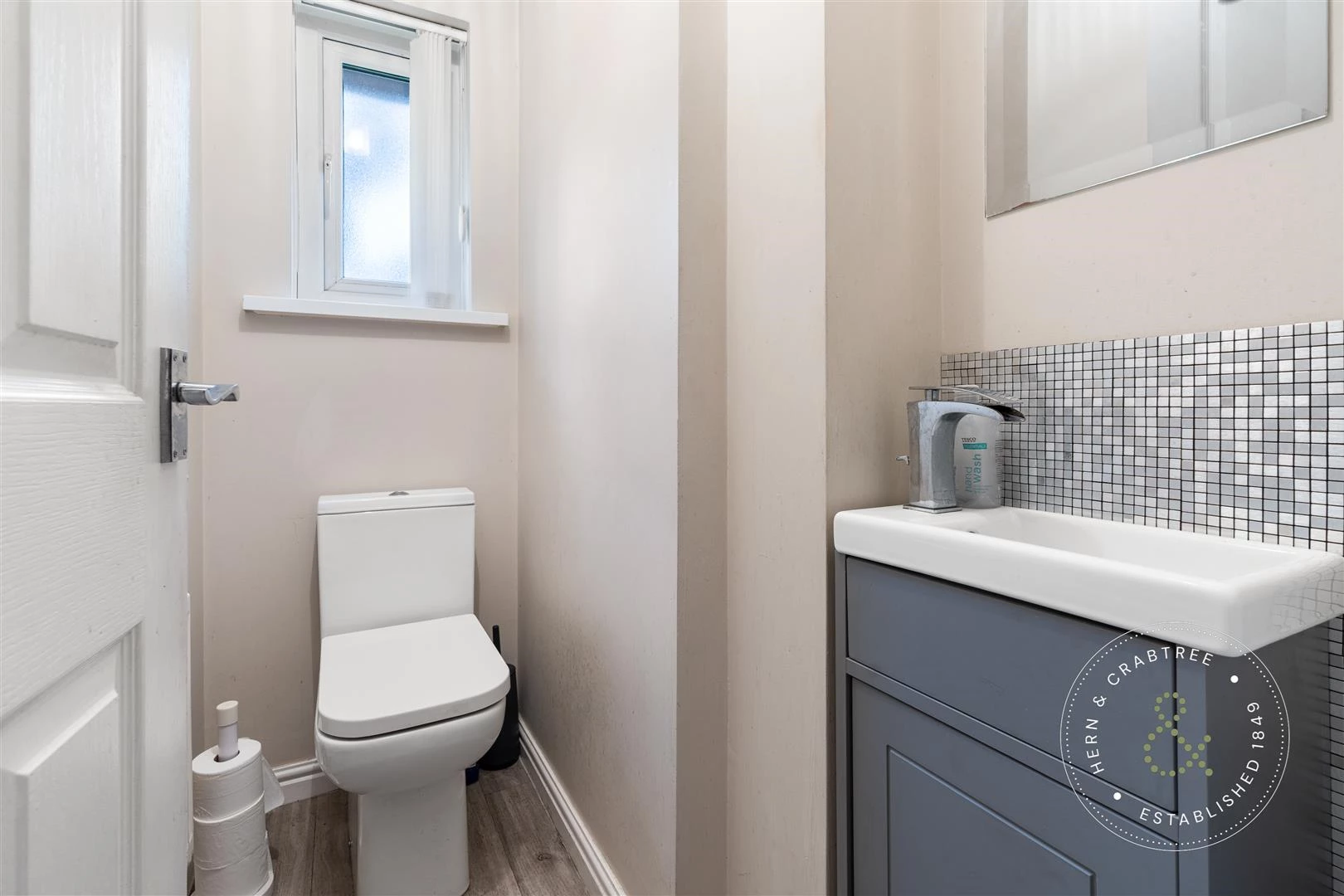 Allen Close, Hern and Crabtree (21).jpg