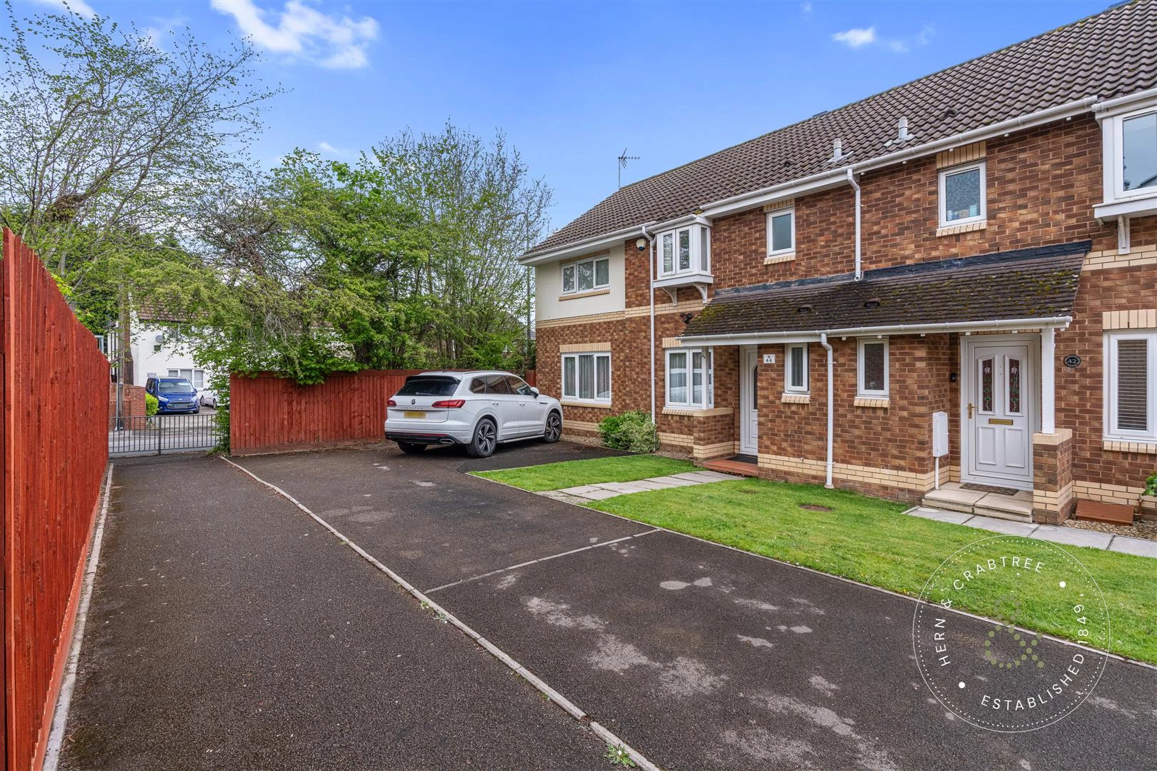 Allen Close, Hern and Crabtree (4).jpg