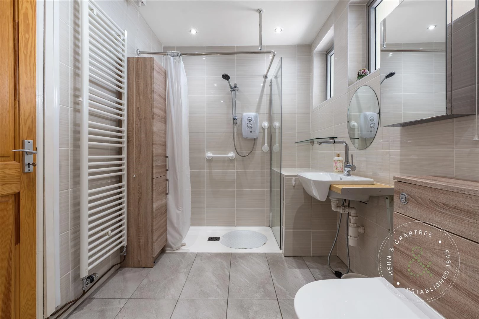 King George, Hern Crabtree (18).jpg