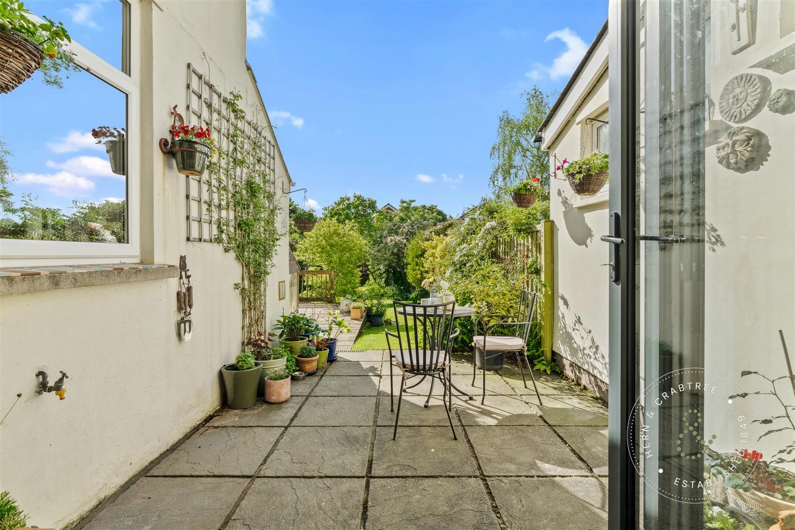 Melbourne Road, Hern Crabtree (3).jpg