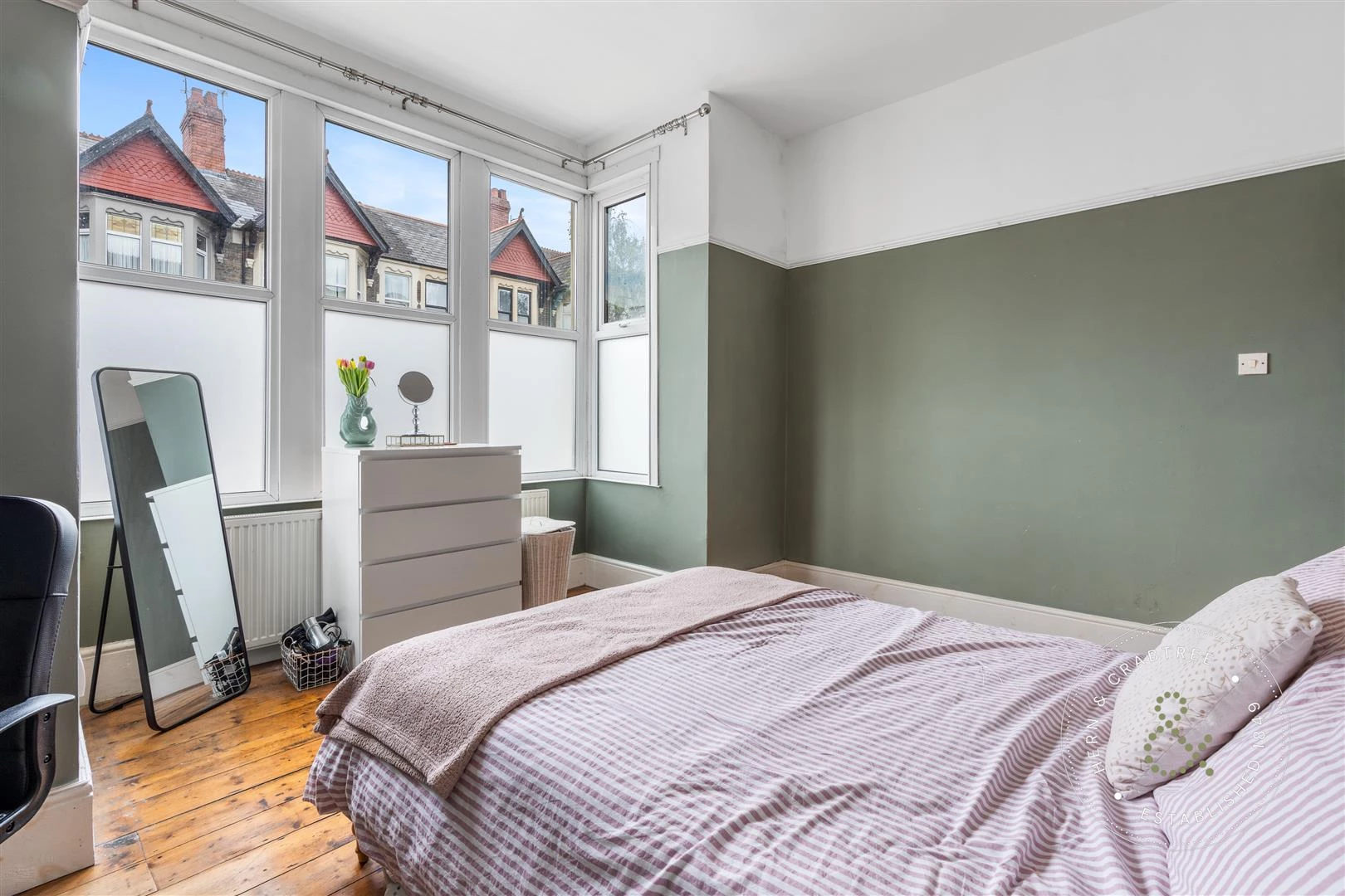 Kelvin Road, Roath, Hern Crabtree (4).jpg