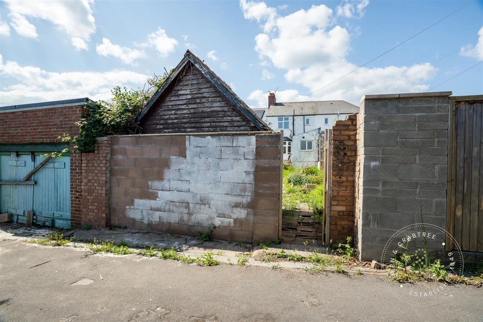 Gelligaer Gardens, Hern Crabtree (25).jpg