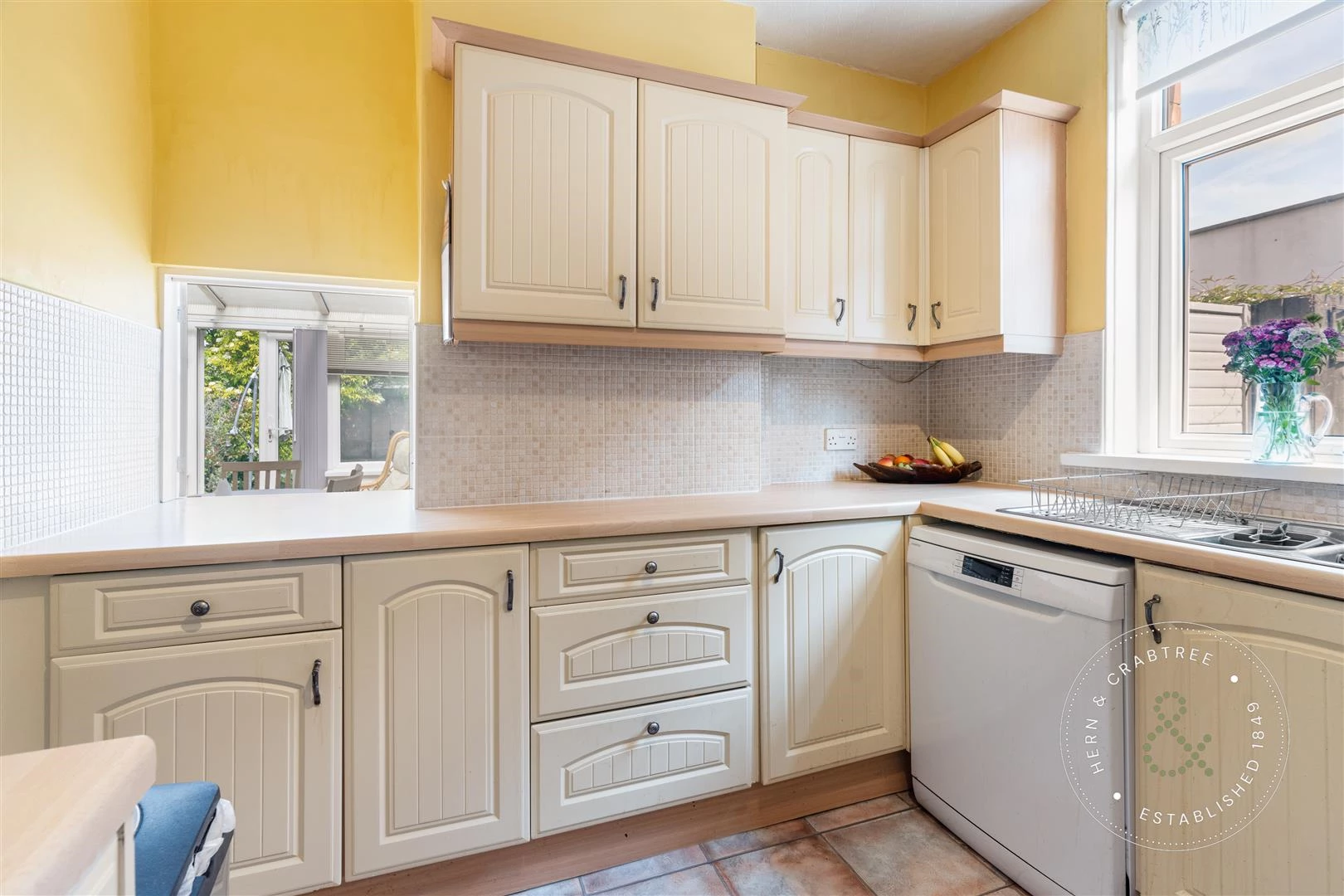 Caedelyn Road, HernCrabtree (22).jpg