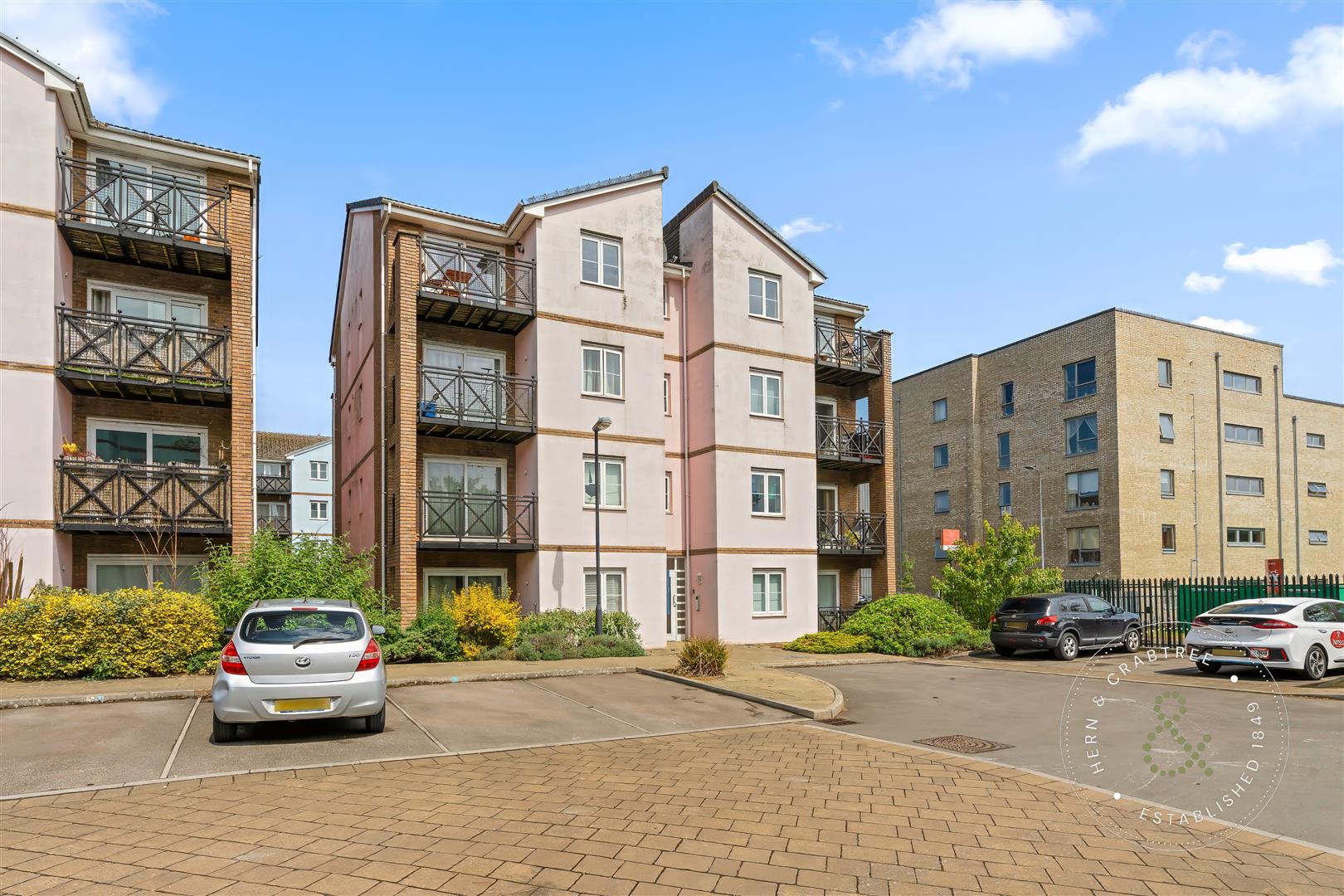Pentland Close, Llanishen, Cardiff CF14 5BB