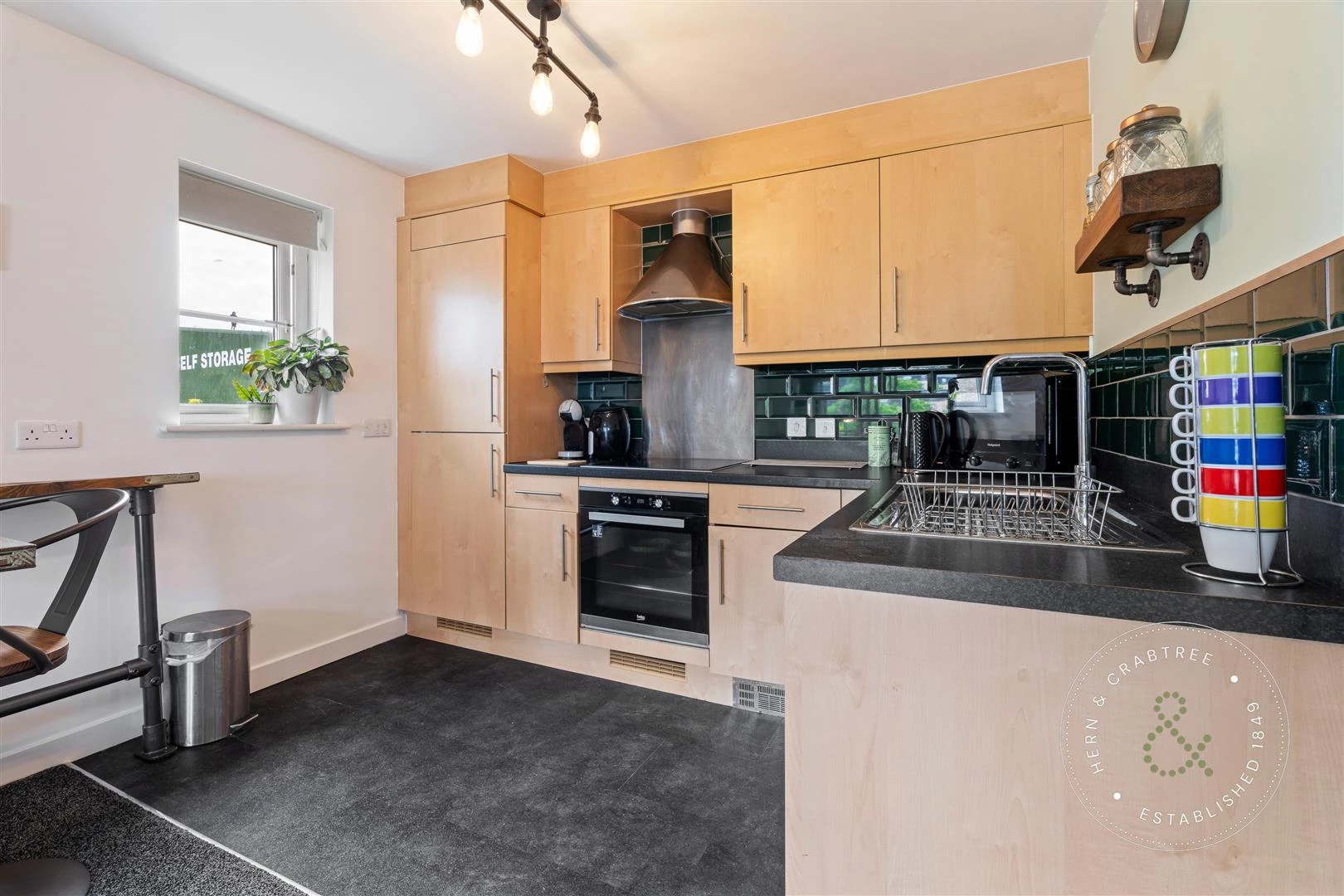 Pentland Close, HernCrabtree (5).jpg