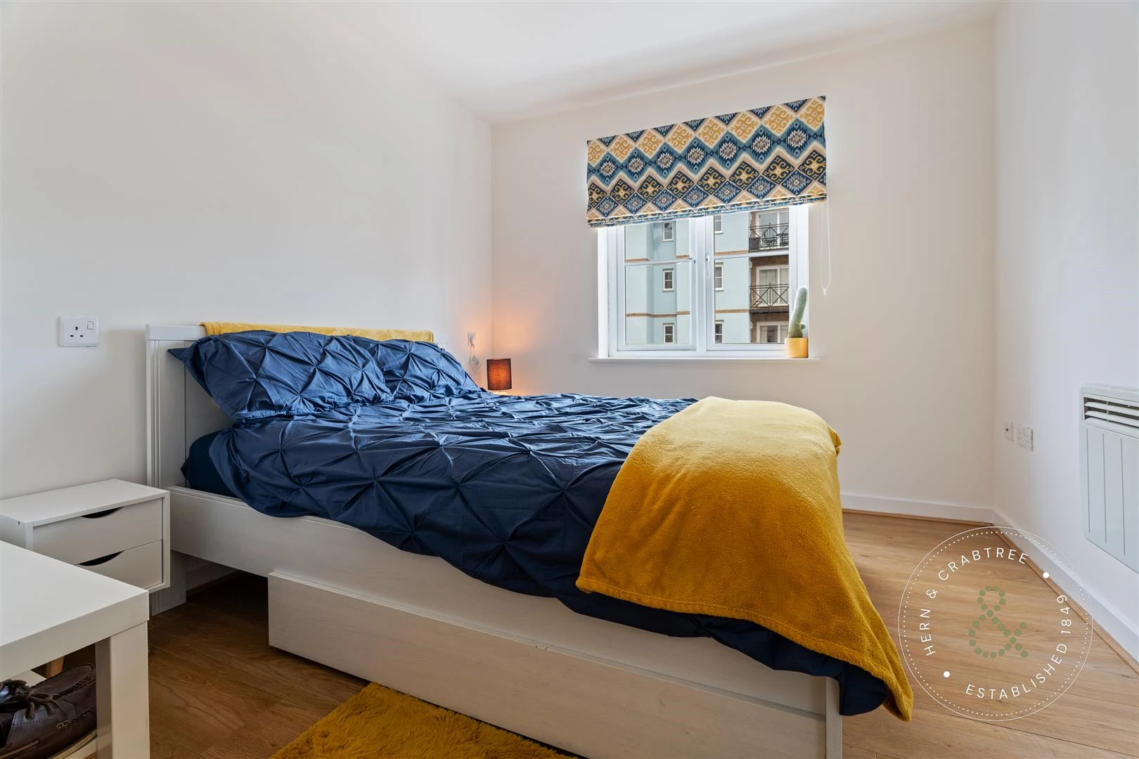 Pentland Close, HernCrabtree (12).jpg