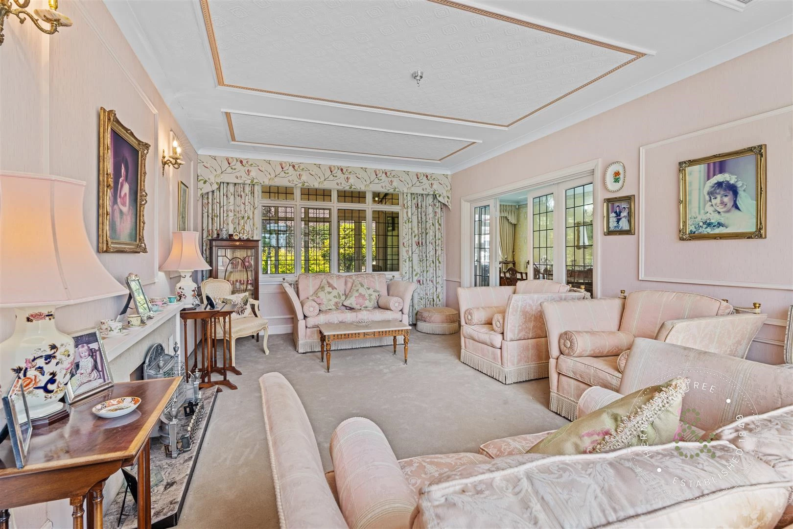 Rhiwbina Hill, Hern Crabtree (23).jpg