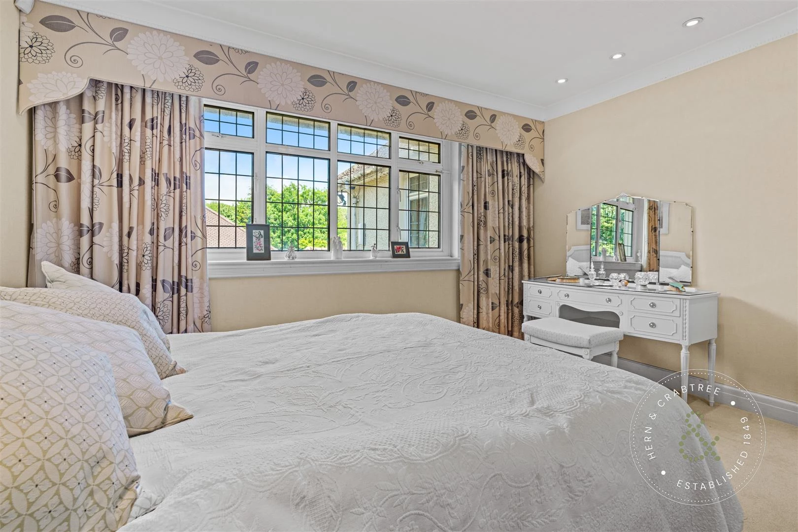 Rhiwbina Hill, Hern Crabtree (47).jpg