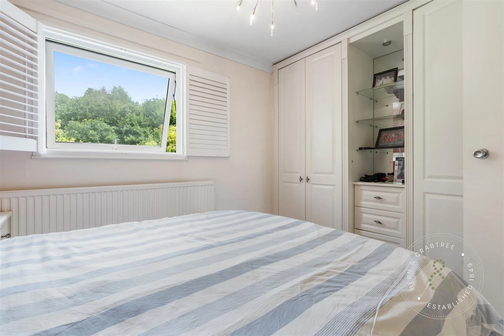 Camelot Way, HernCrabtree (14).jpg