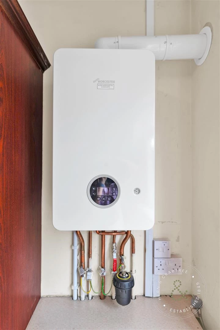 Cotsworld Court, Hern Crabtree (17).jpg