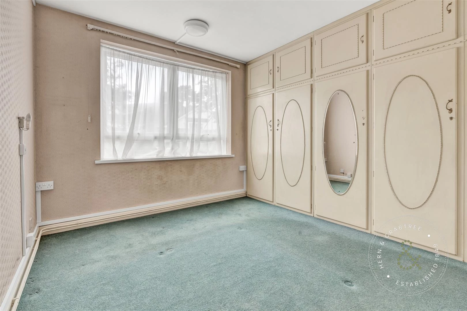 Cotsworld Court, Hern Crabtree (14).jpg