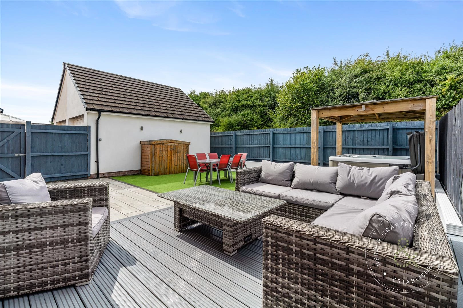 Long Heath Close, Hern Crabtree (4).jpg