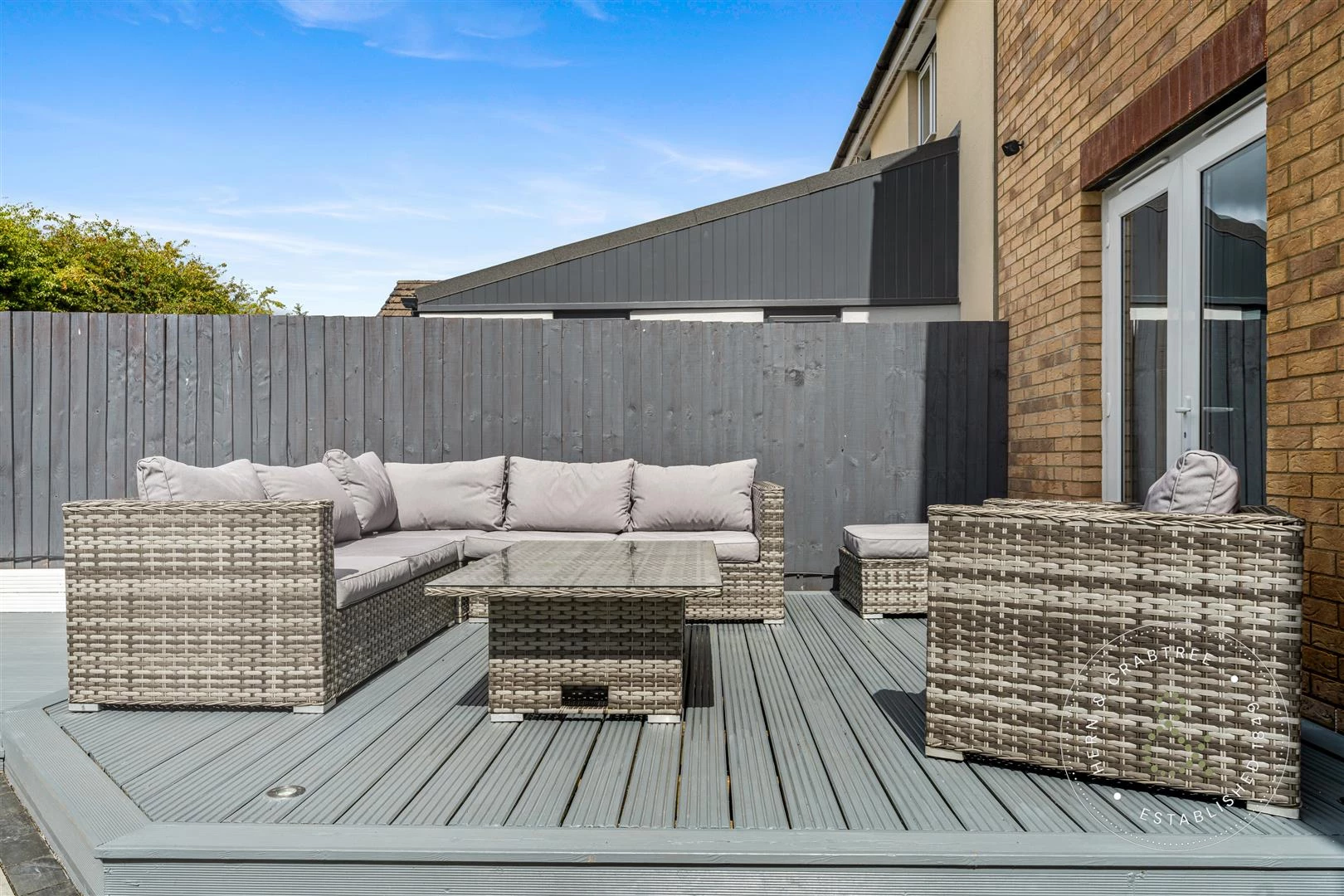 Long Heath Close, Hern Crabtree (3).jpg