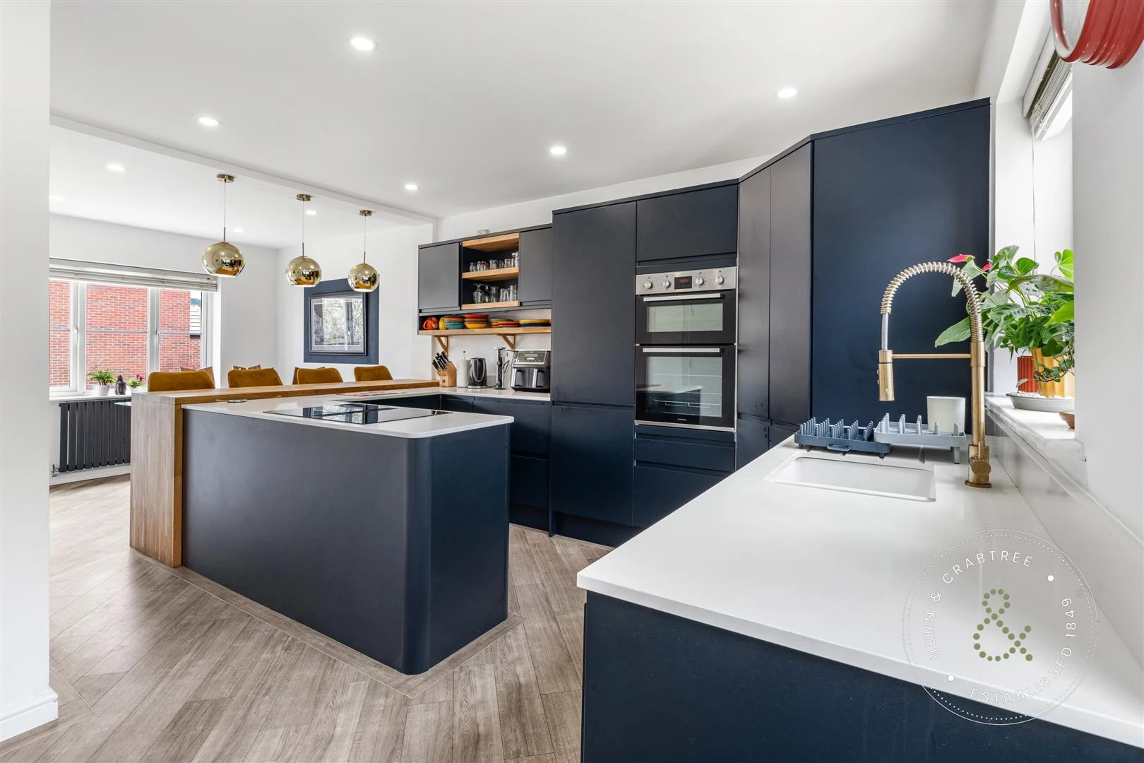 Long Heath Close, Hern Crabtree (20).jpg