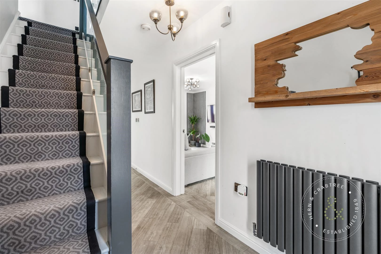 Long Heath Close, Hern Crabtree (18).jpg