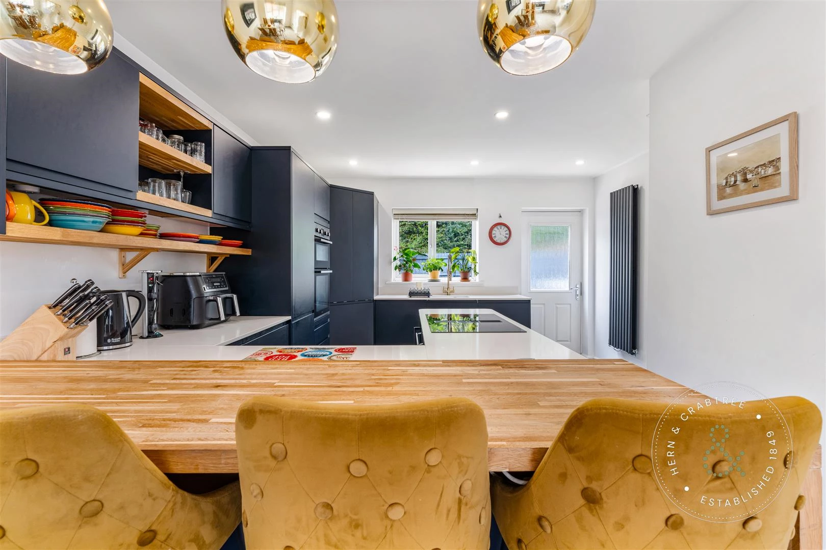 Long Heath Close, Hern Crabtree (23).jpg