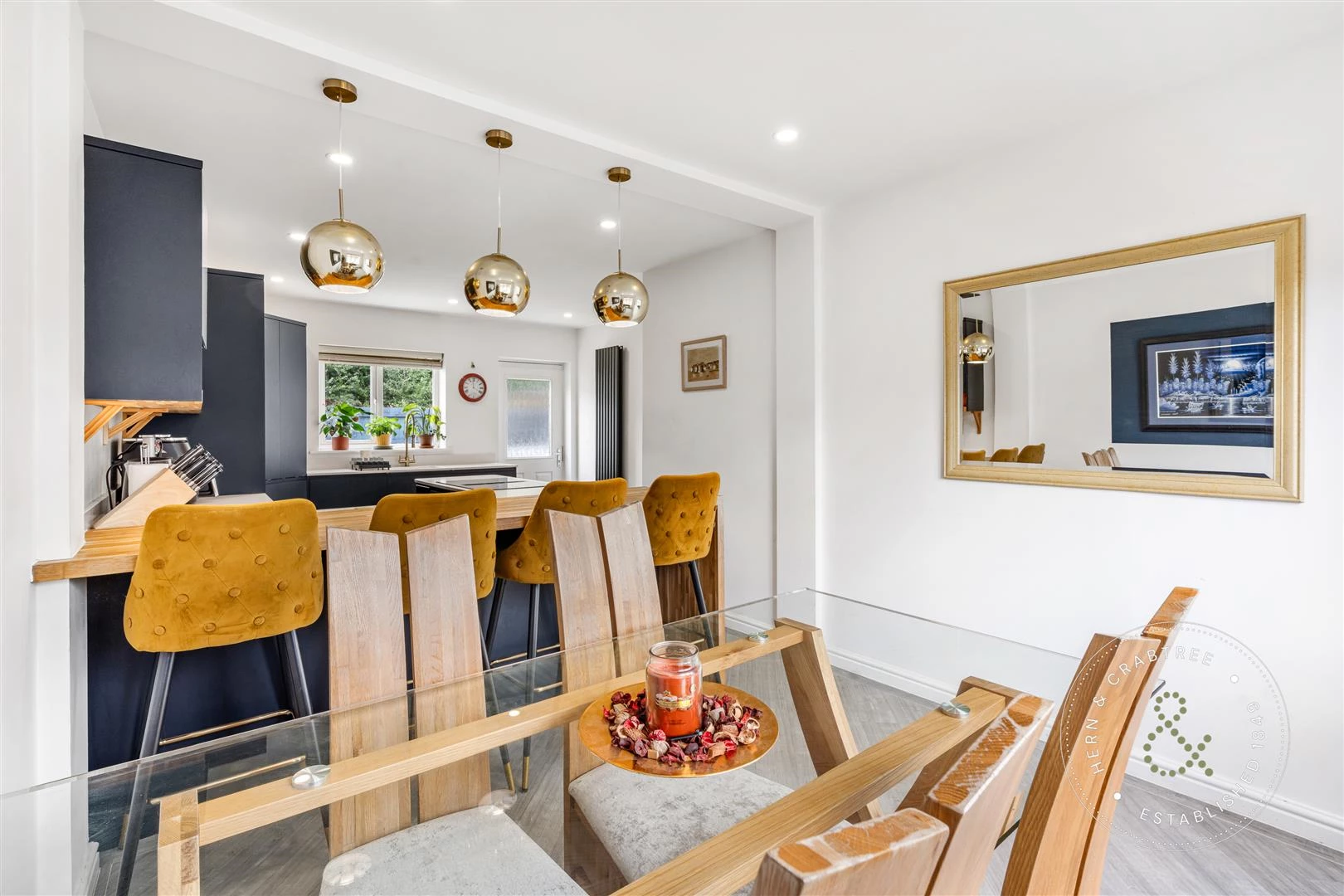 Long Heath Close, Hern Crabtree (25).jpg