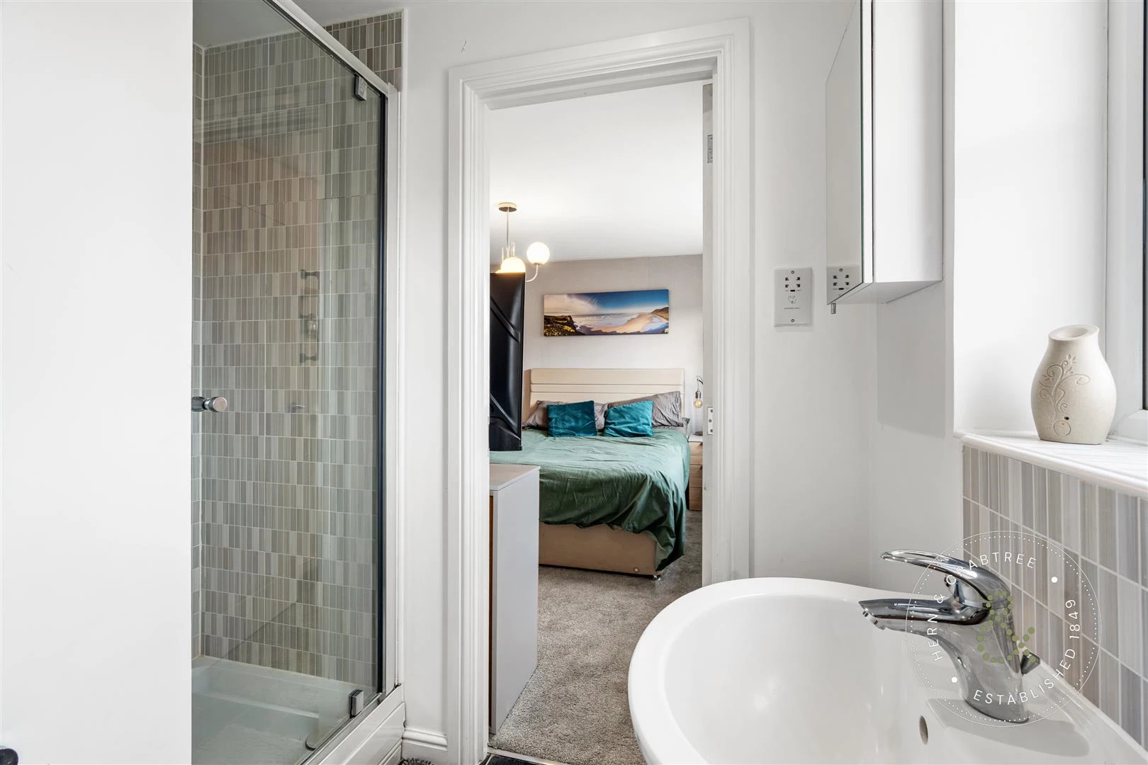 Long Heath Close, Hern Crabtree (47).jpg