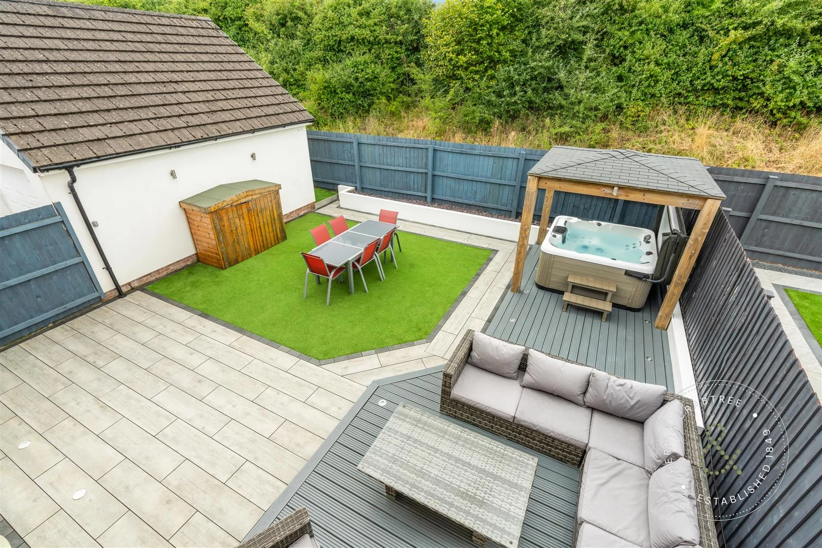 Long Heath Close, Hern Crabtree (49).jpg