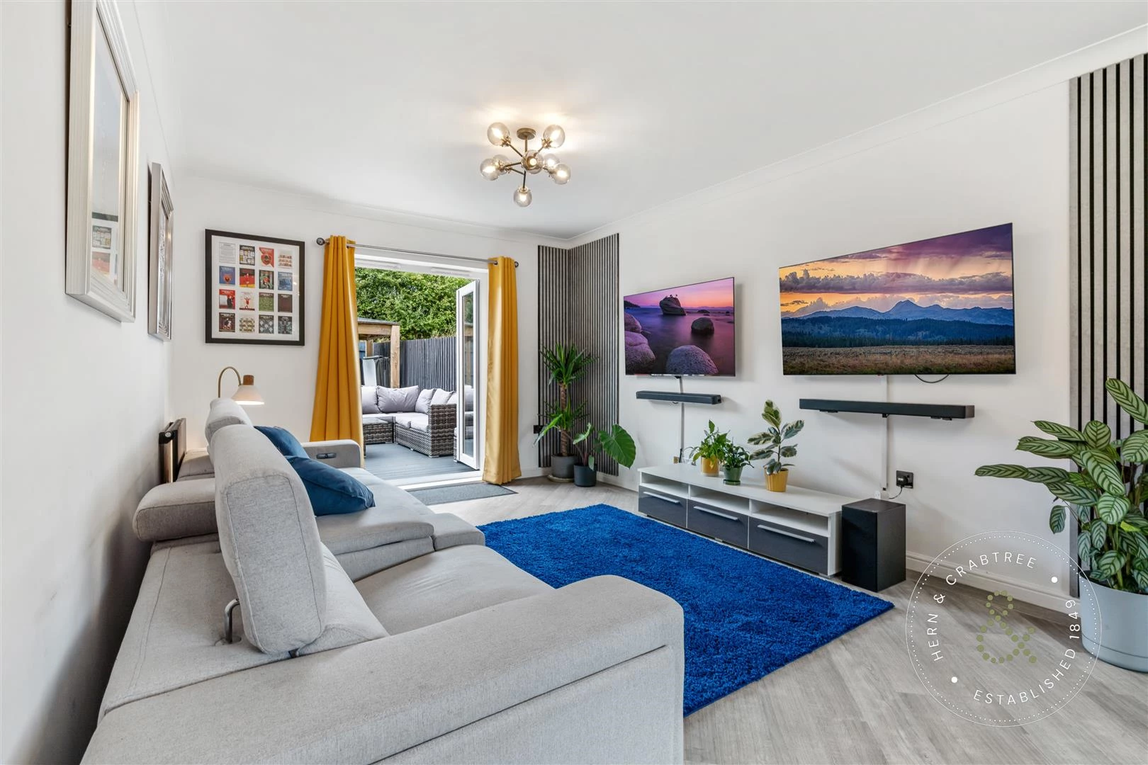 Long Heath Close, Hern Crabtree (54).jpg