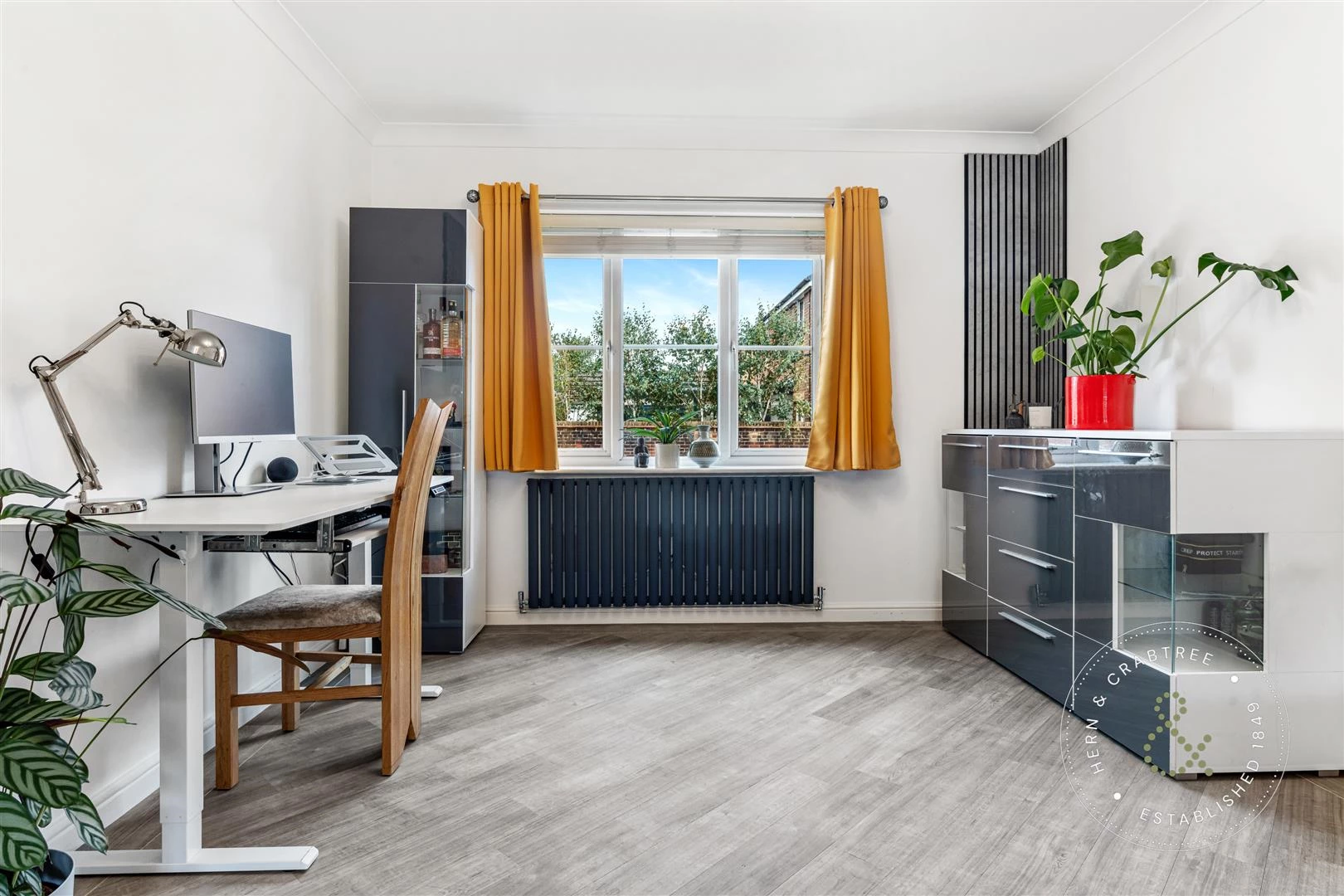 Long Heath Close, Hern Crabtree (59).jpg