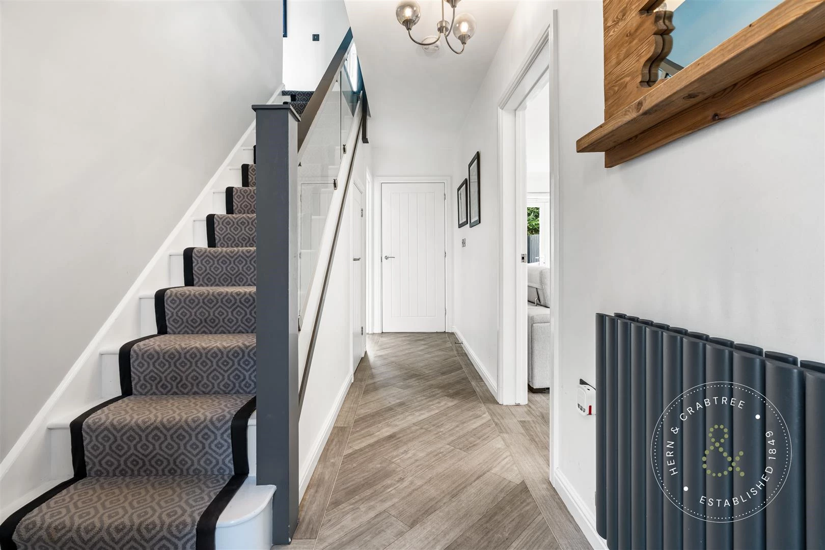 Long Heath Close, Hern Crabtree (17).jpg