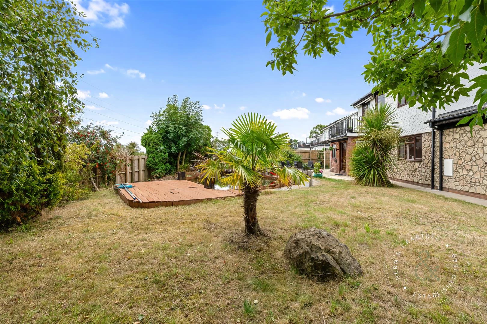 Catherine Drive, Hern Crabtree (20).jpeg