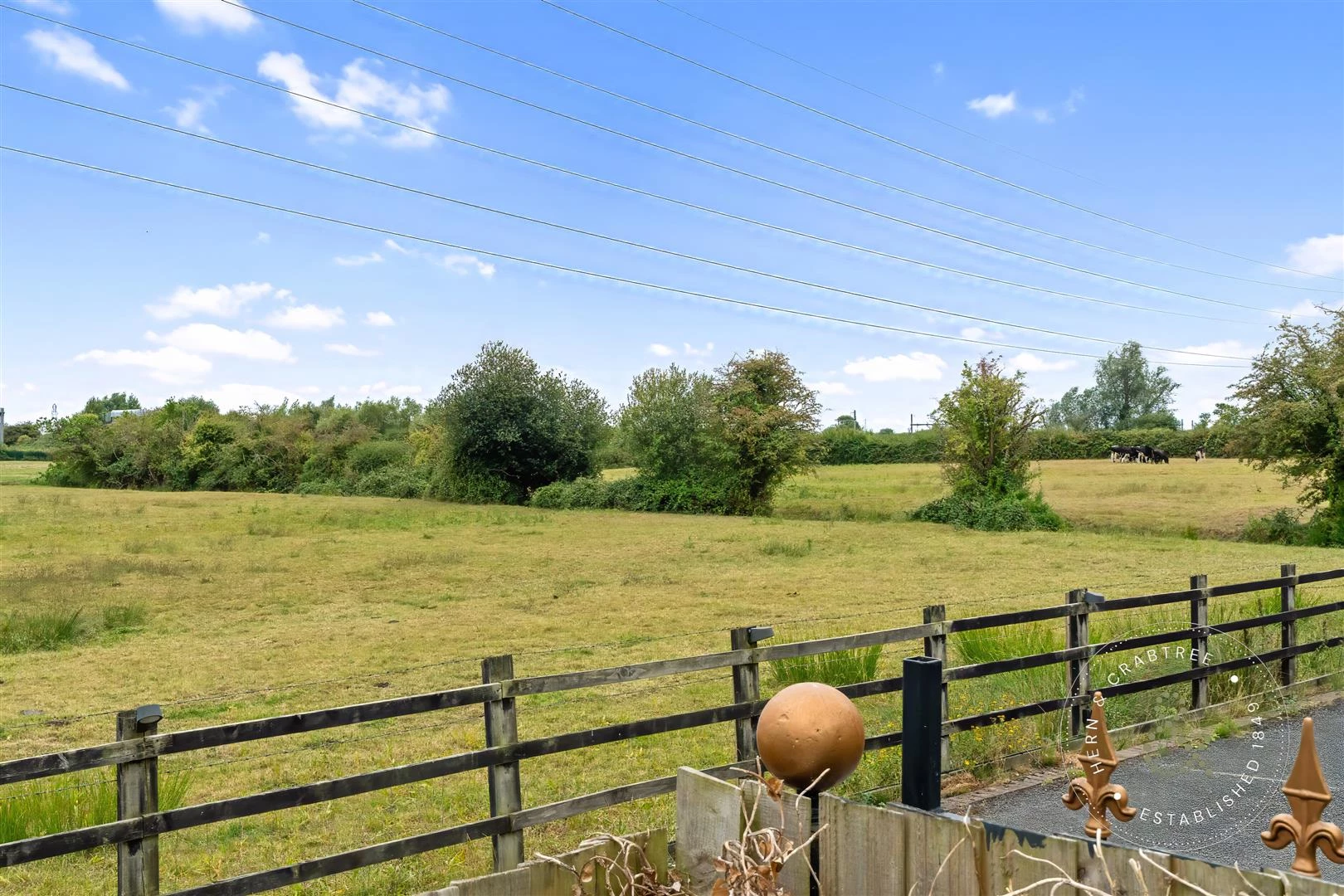 Catherine Drive, Hern Crabtree (27).jpeg