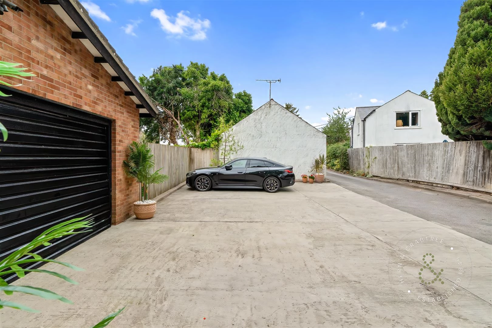 Catherine Drive, Hern Crabtree (33).jpeg