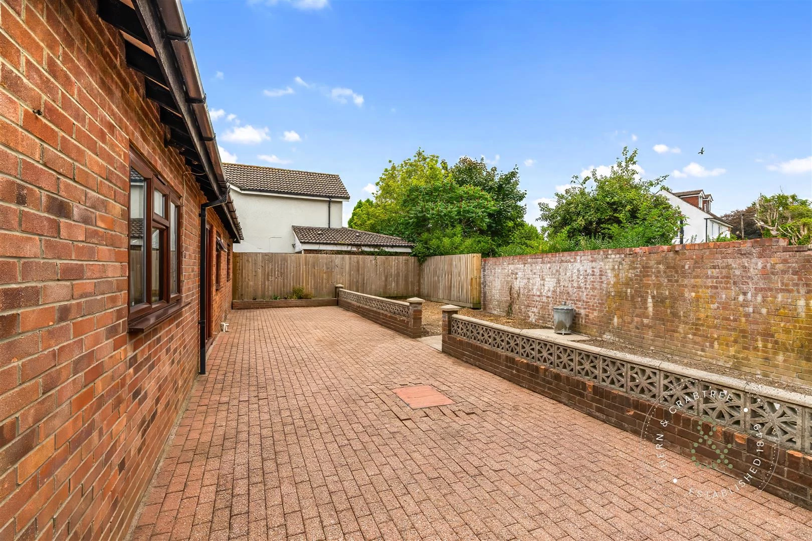 Catherine Drive, Hern Crabtree (34).jpeg