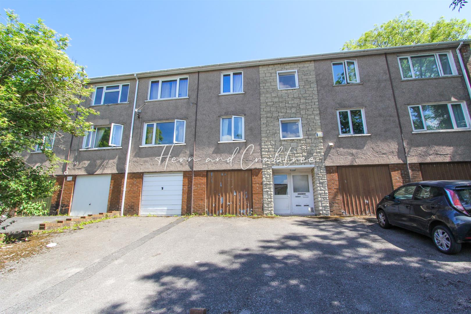 Lynmouth Crescent, Rumney, Cardiff CF3 4AT