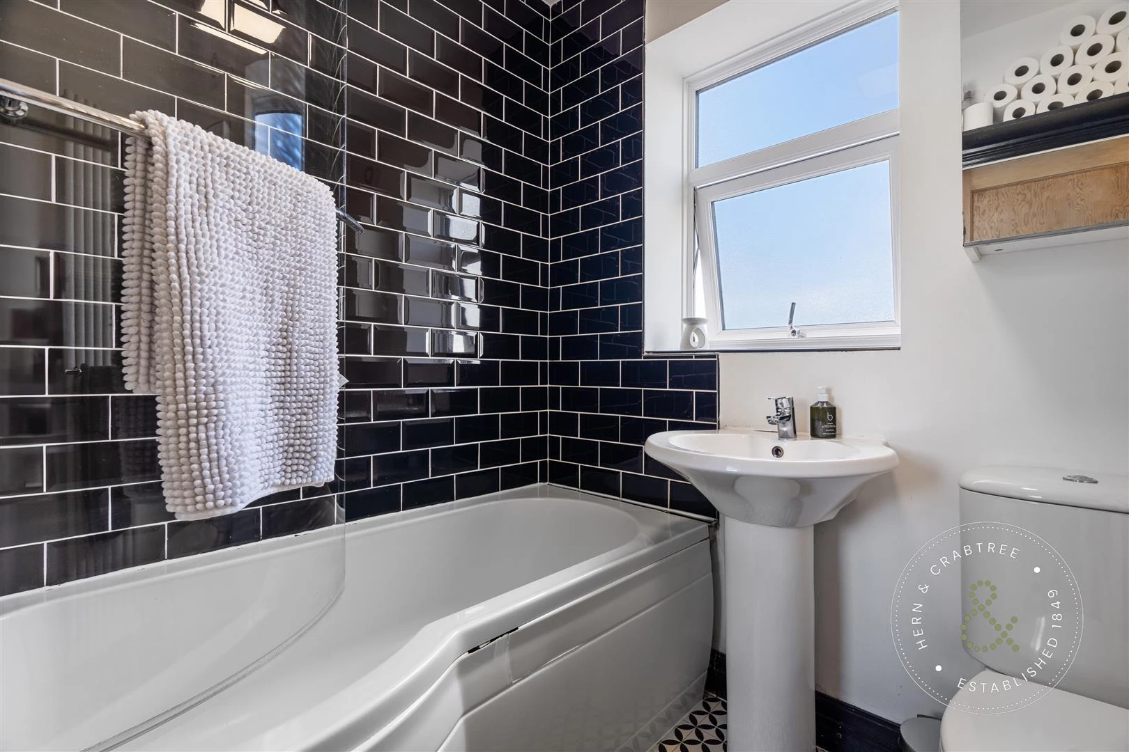 Gelligaer Street, Hern Crabtree (27).jpg