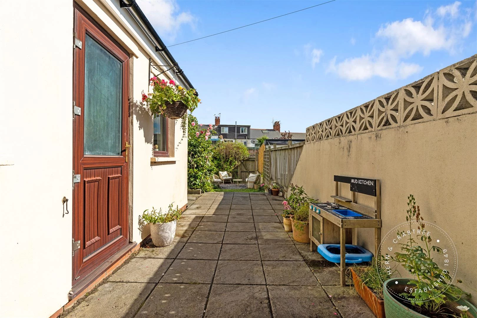 Gelligaer Street, Hern Crabtree (6).jpg